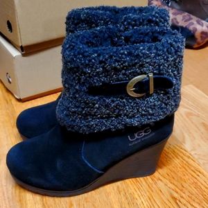 UGG size 38 black wedge heel boots